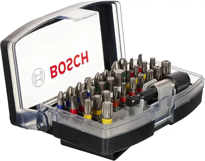 Coffret ouvert Bosch Professional 32 pièces montrant les embouts de vissage Extra Hard (PH, PZ, Torx, Hex) et le porte-embout universel pour visseuse.