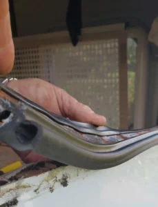 Démontage baie seitz camping car joint sec