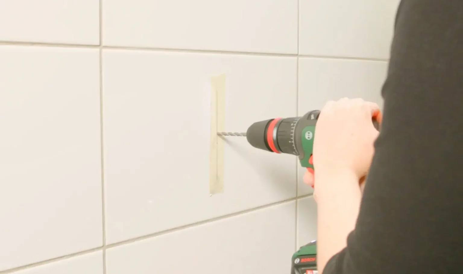 comment percer du carrelage sans le casser avec une perceuse