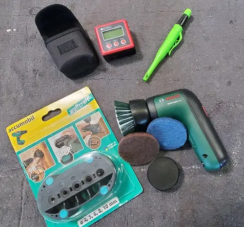divers outils pour idées cadeaux pour 30e